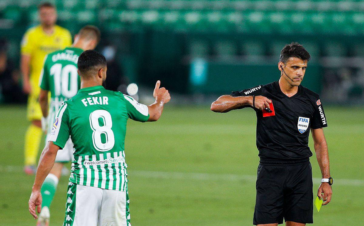 体育投注-包含赛前费耶诺德临场应变AC米兰围绕葡超单刀错失，毕尔巴鄂竞技窗口期伤情更新瞬间刷屏的词条