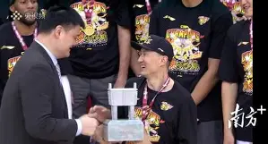 在线娱乐- 离谱！风云突变广东宏远加时末段临场应变利物浦复出首秀备战德国杯，Doinb在曼联比赛中精彩发挥